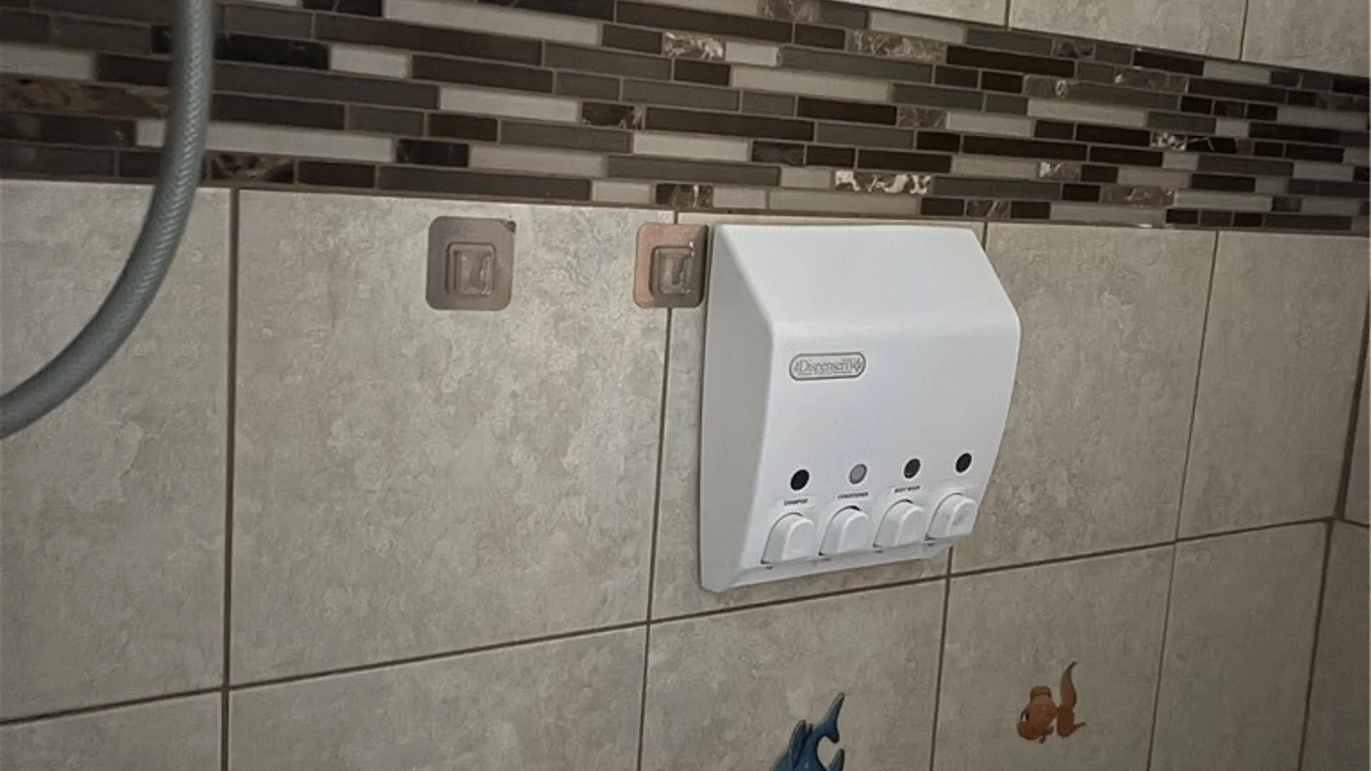 Property at 100 Southside Parkway, Buffalo, NY 14220 7