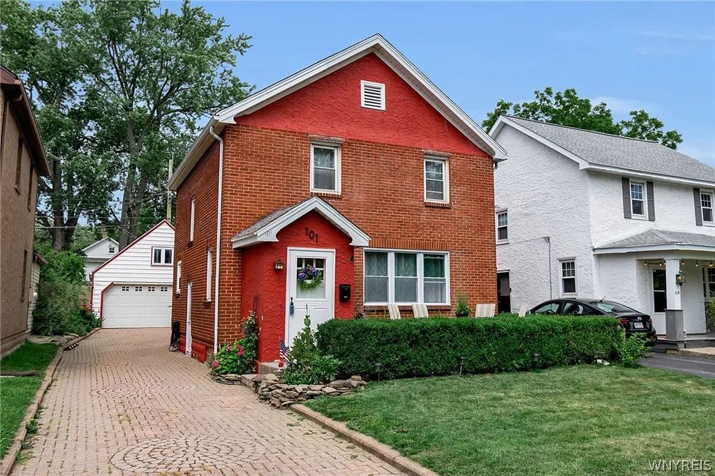 Property at 101 Regent Street, Lockport City, NY 14094
