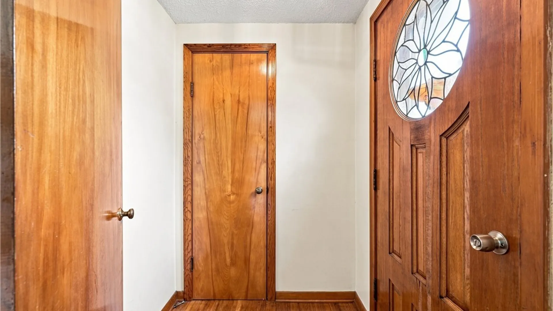 Property at 62 Maple Avenue, Hamburg, NY 14219 4