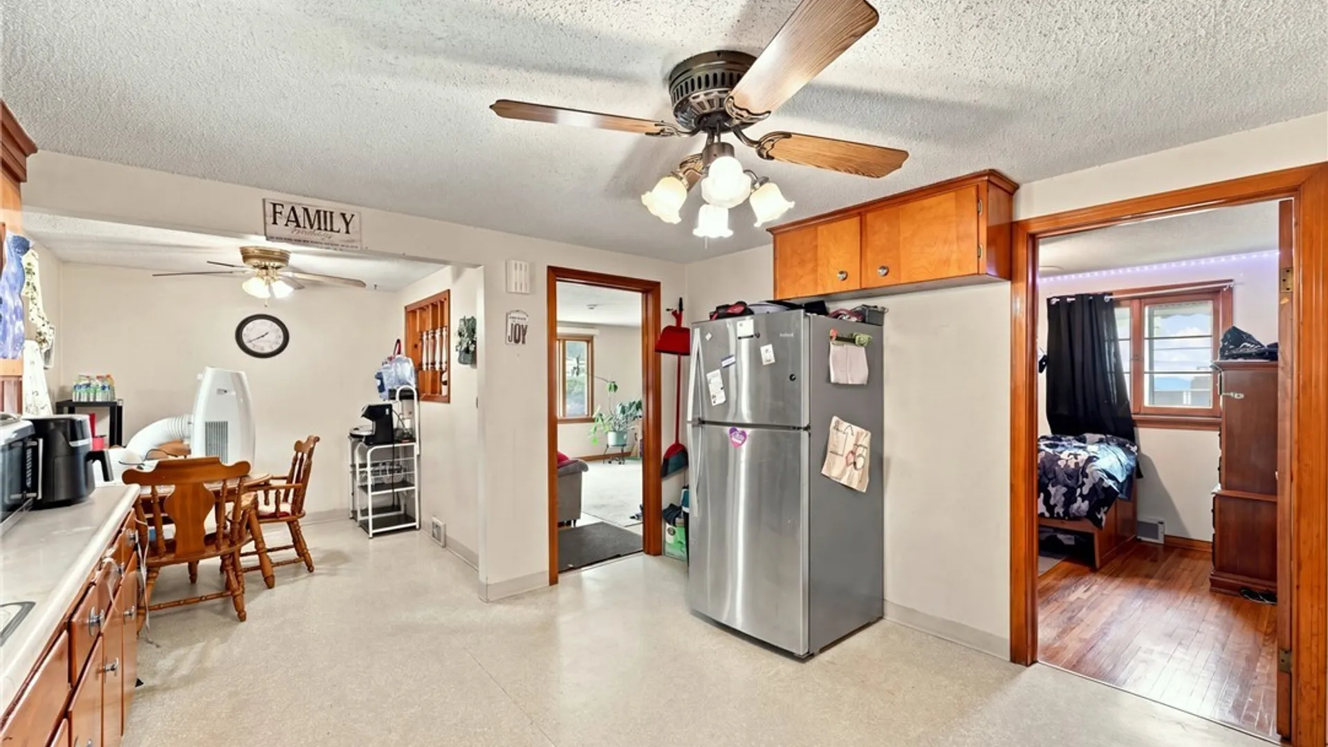 Property at 62 Maple Avenue, Hamburg, NY 14219 11
