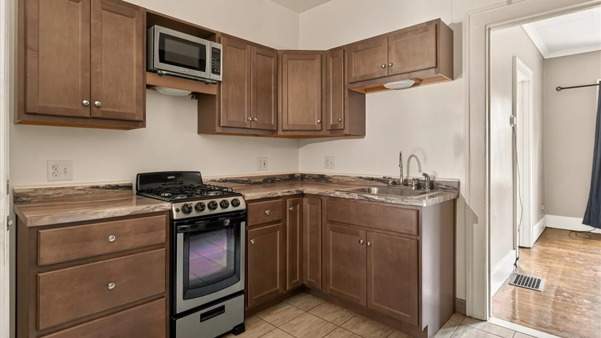 Property at 3212 Lake Avenue, Rochester, NY 14612 38