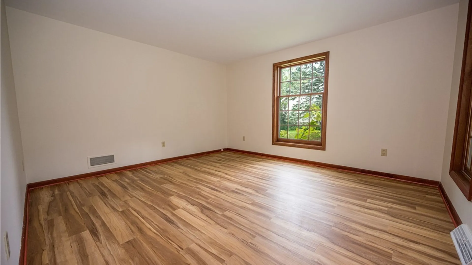 Property at 7321 Gerald Drive, Eden, NY 14075 18