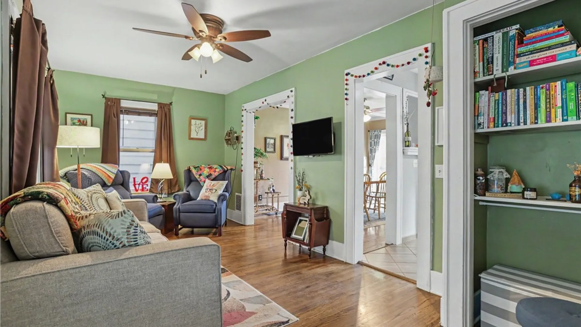 Property at 184 Colonial Road, Rochester, NY 14609 7