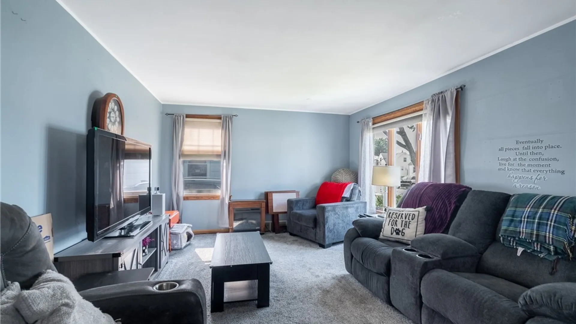 Property at 100 Treadwell Road, Tonawanda, NY 14150 3