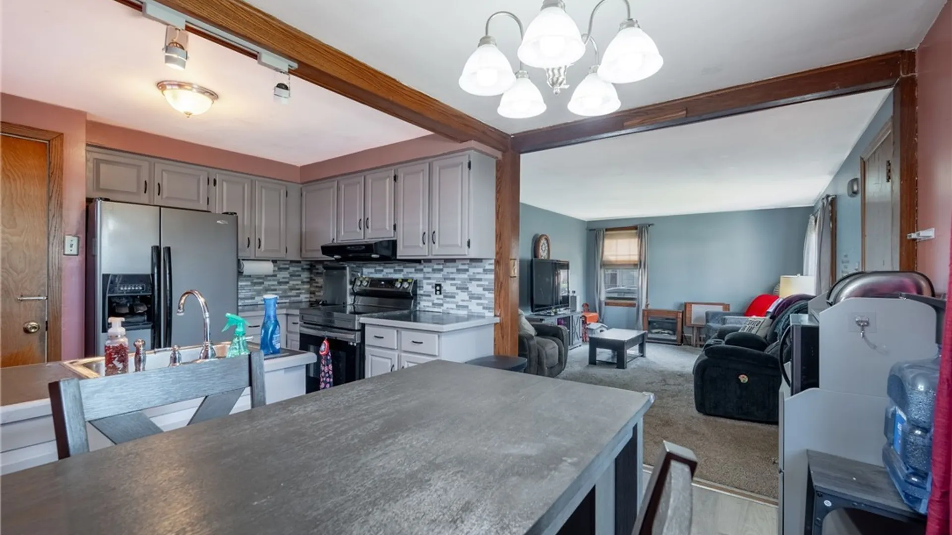 Property at 100 Treadwell Road, Tonawanda, NY 14150 5