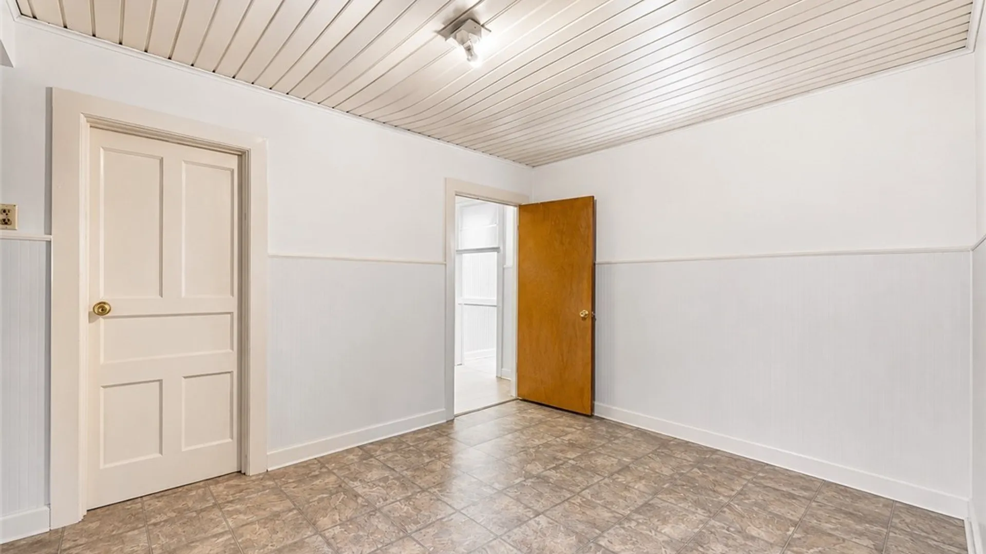 Property at 24 Persia Street, Buffalo, NY 14211 10
