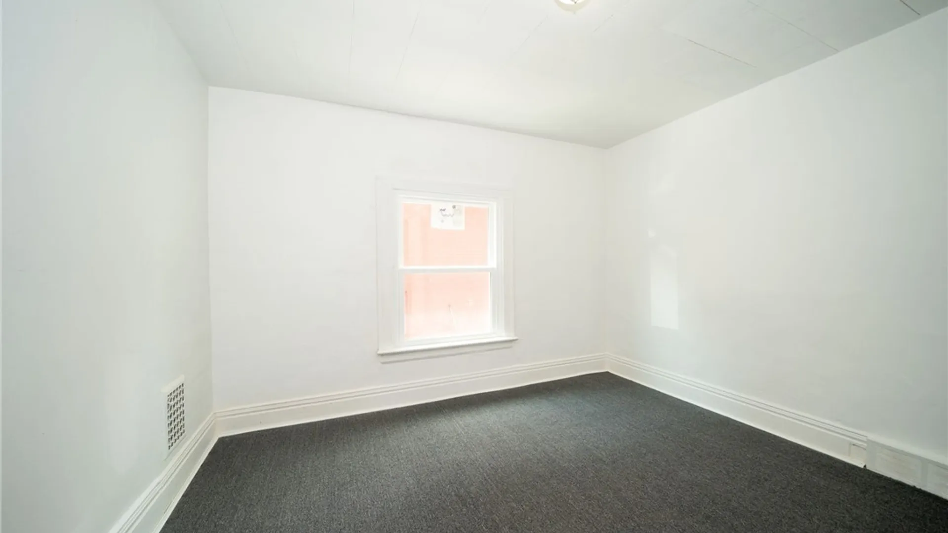 Property at 30 Hennepin Street, Buffalo, NY 14206 14