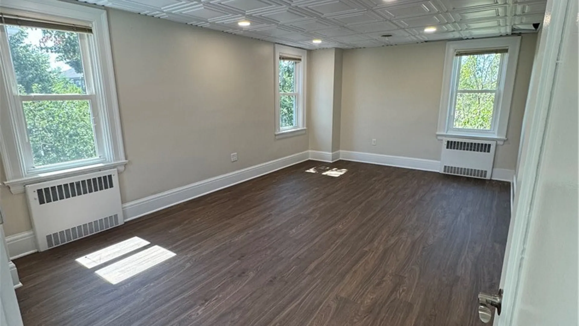 Property at 77 W Humboldt Parkway, Buffalo, NY 14214 11