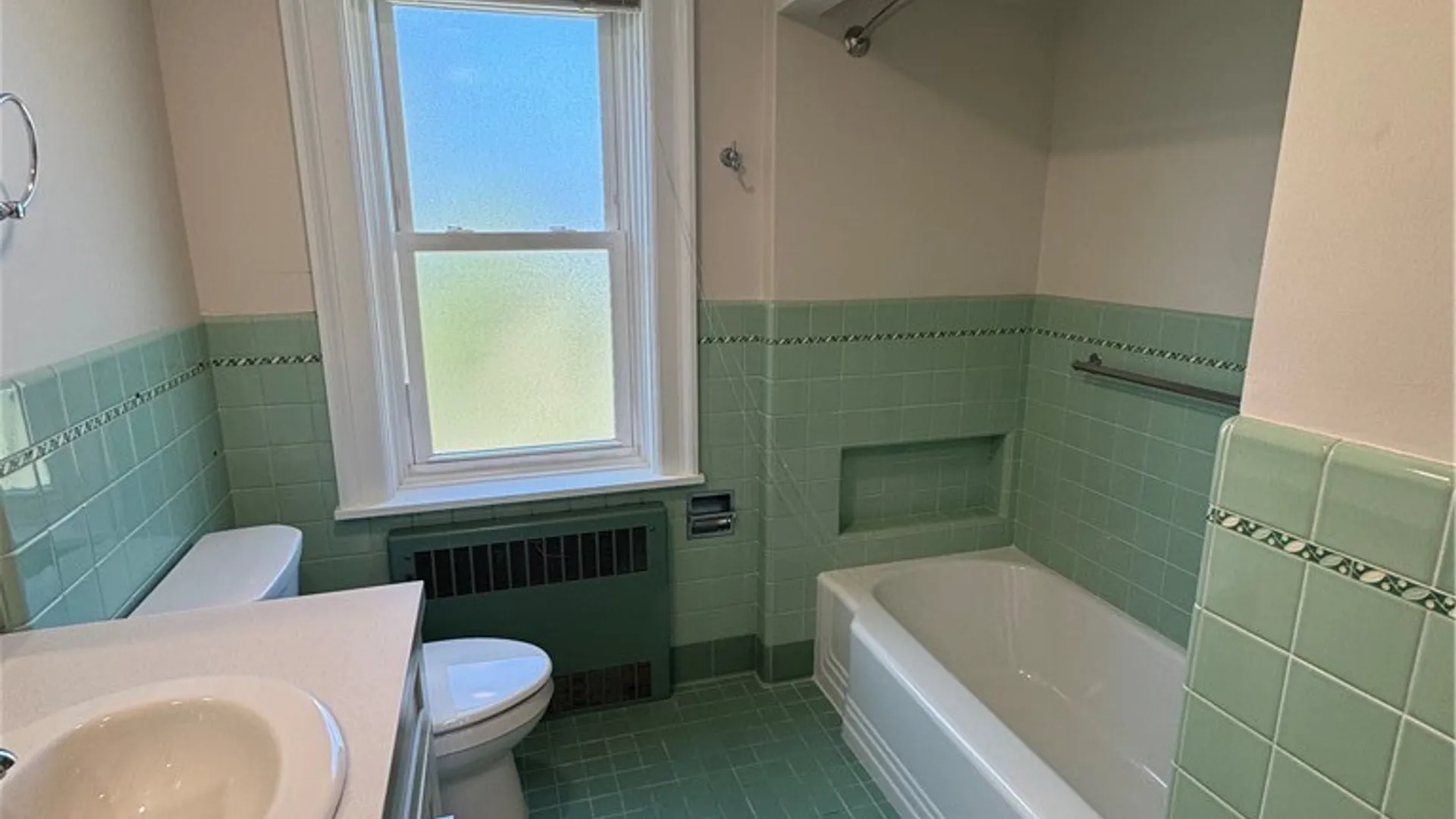 Property at 77 W Humboldt Parkway, Buffalo, NY 14214 13