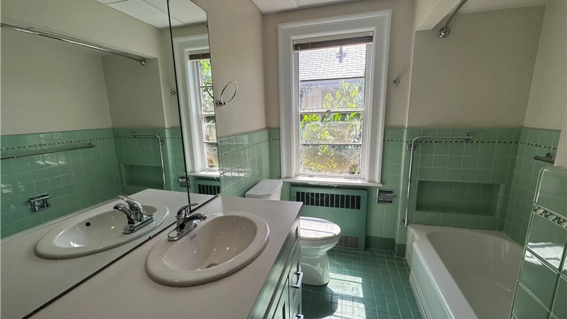 Property at 77 W Humboldt Parkway, Buffalo, NY 14214 22