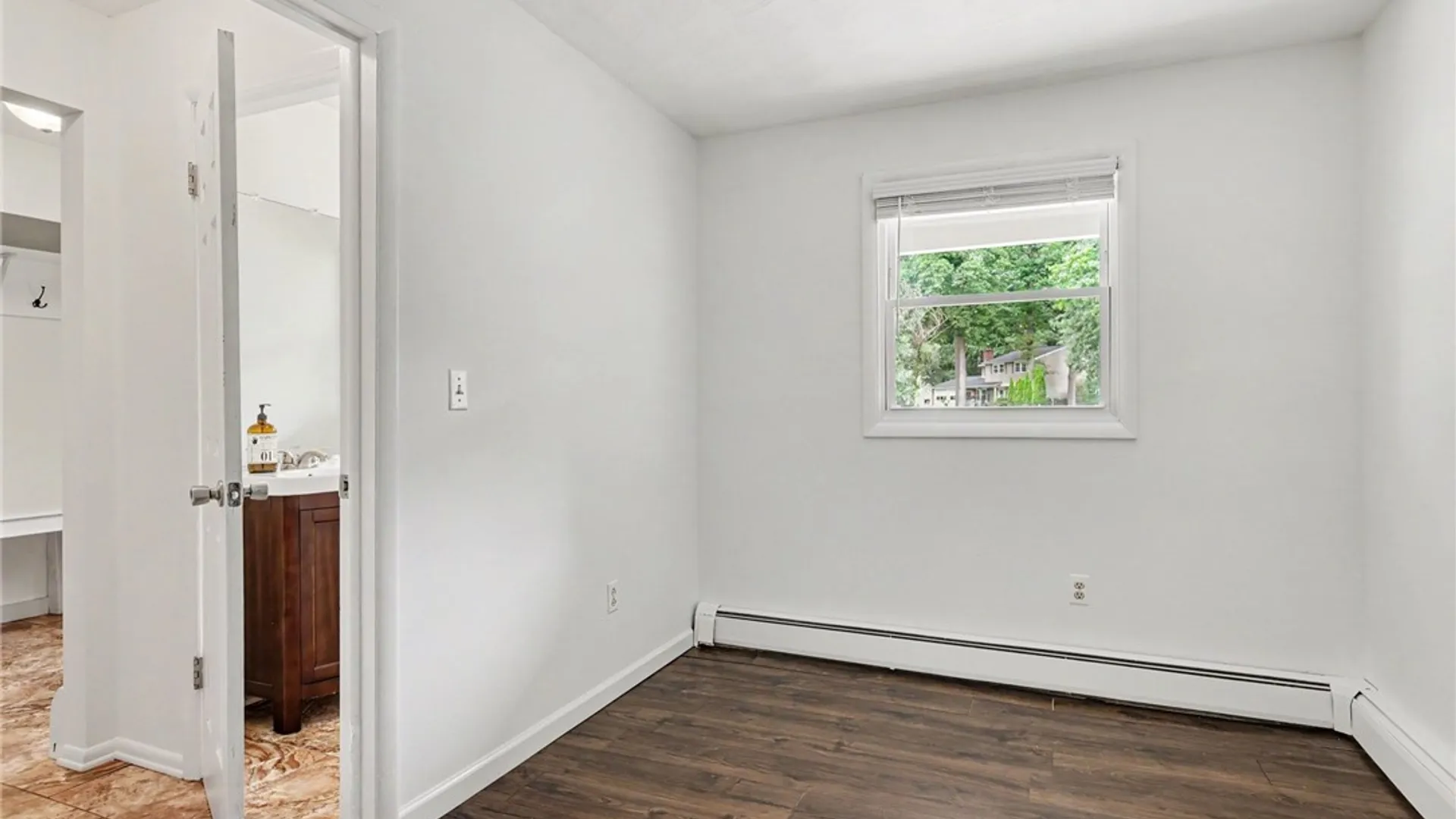 Property at 425 Tara Lane, Webster, NY 14580 17