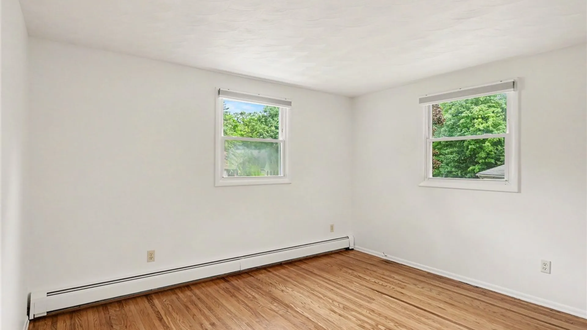 Property at 425 Tara Lane, Webster, NY 14580 23