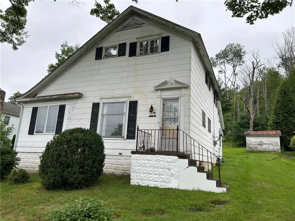 Property at 235 W Corydon Street, Bradford Town, PA 16701