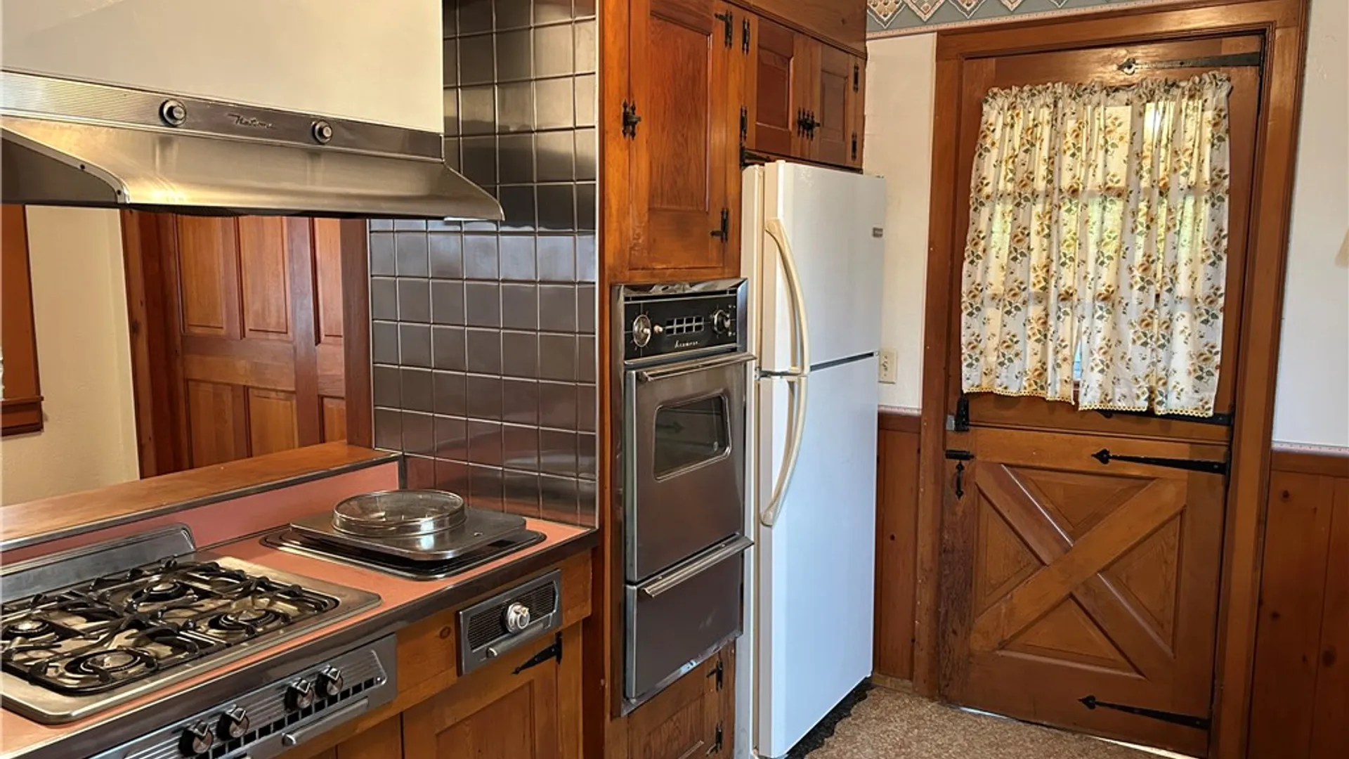 Property at 235 W Corydon Street, Bradford Town, PA 16701 8