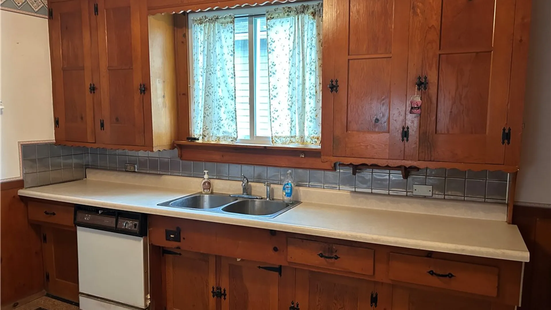 Property at 235 W Corydon Street, Bradford Town, PA 16701 10
