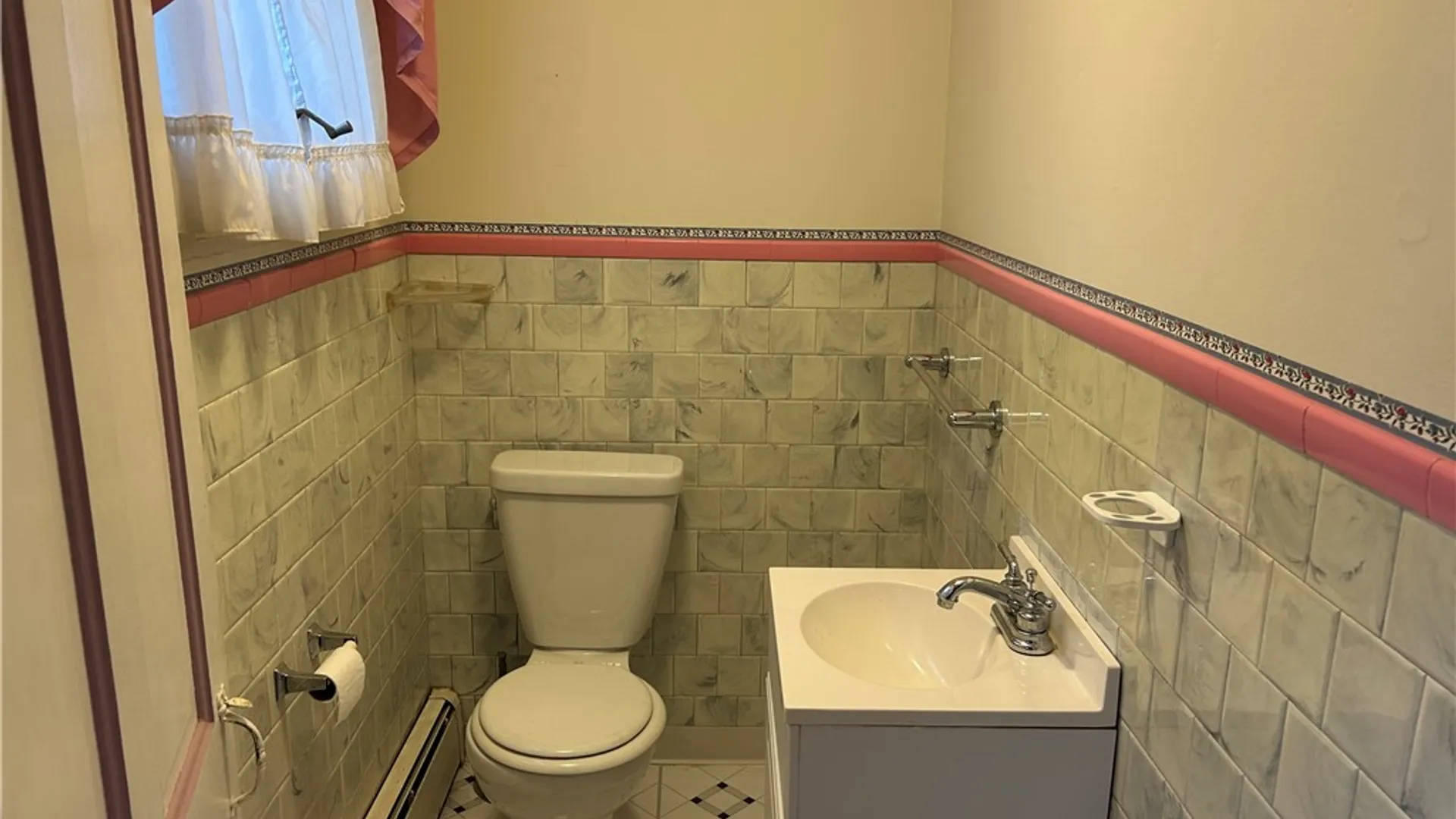 Property at 235 W Corydon Street, Bradford Town, PA 16701 18