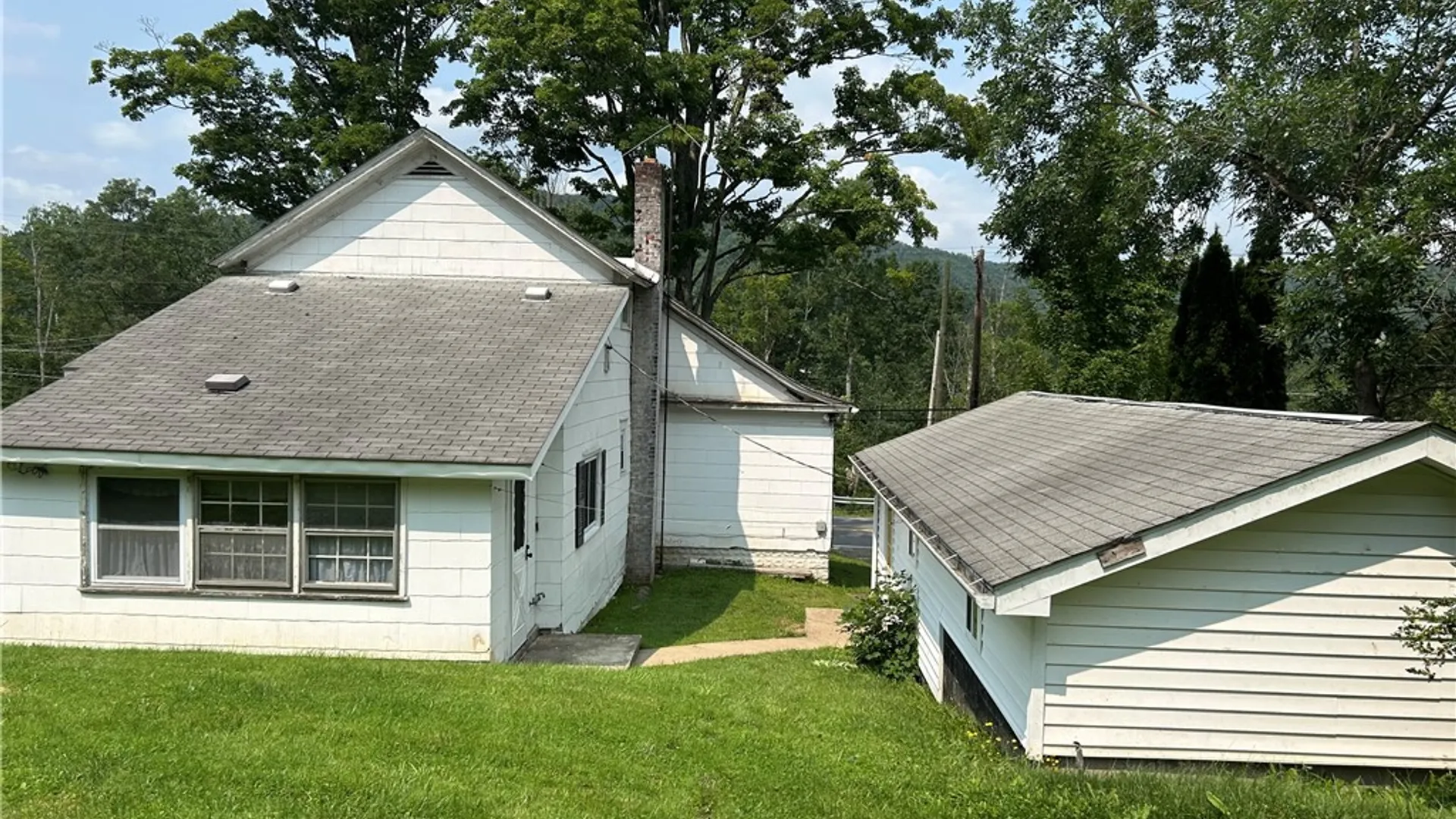 Property at 235 W Corydon Street, Bradford Town, PA 16701 4