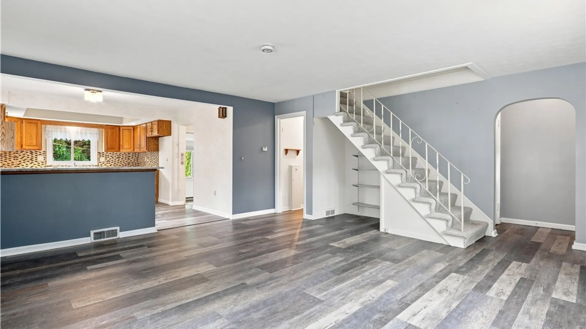Property at 35 Prospect St, Ogden, NY 14559 4
