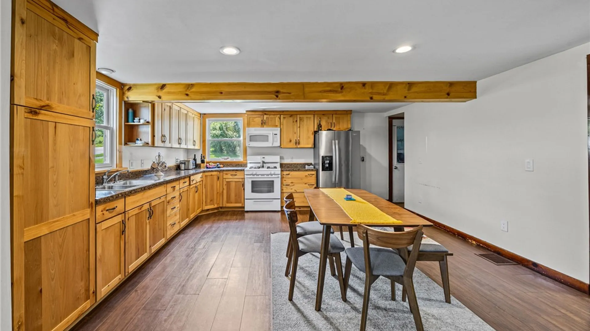 Property at 393 Mendon Center Road, Pittsford, NY 14534 10