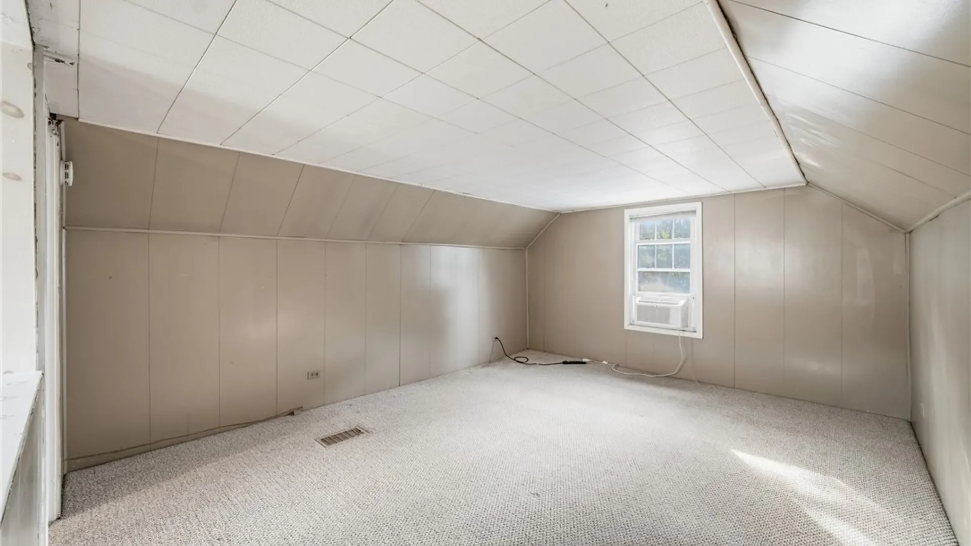 Property at 148 Merchants Road, Rochester, NY 14609 25