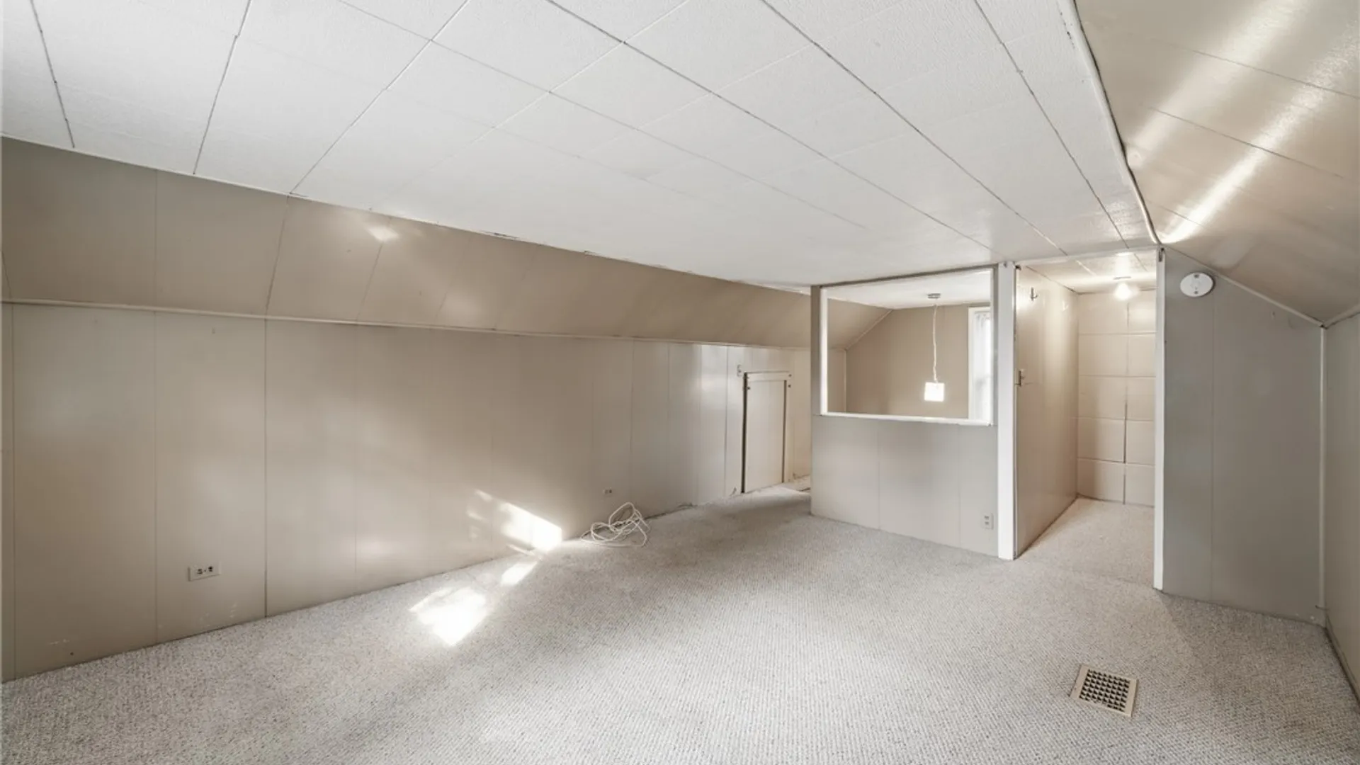 Property at 148 Merchants Road, Rochester, NY 14609 26