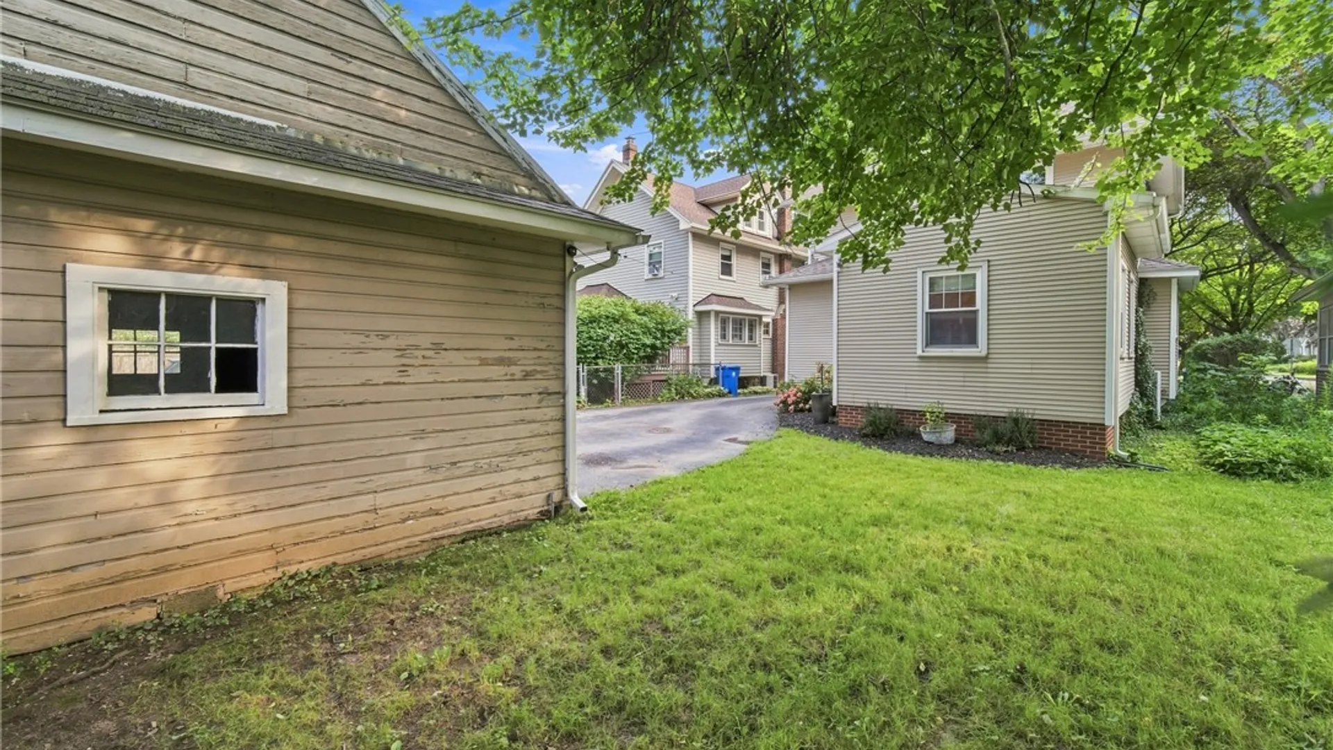Property at 148 Merchants Road, Rochester, NY 14609 28