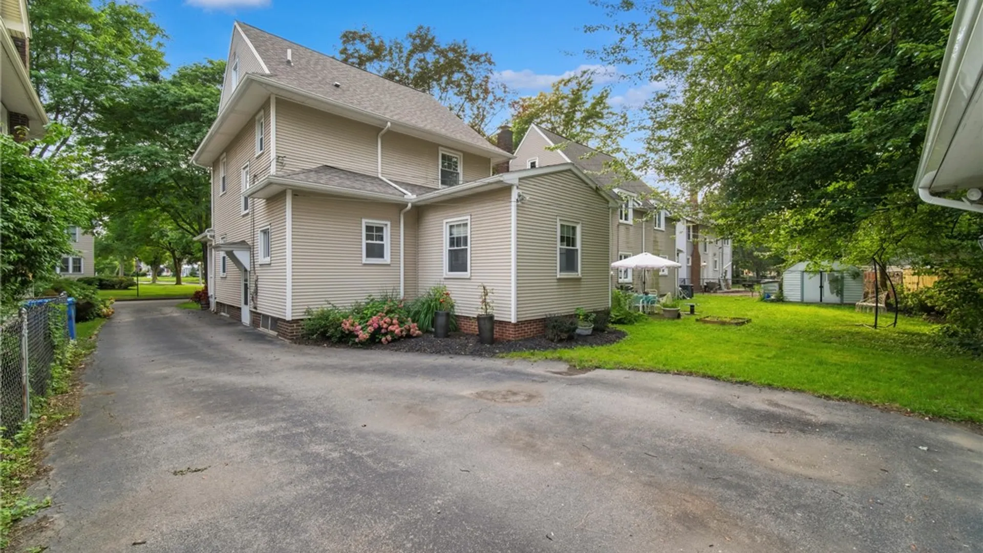 Property at 148 Merchants Road, Rochester, NY 14609 29