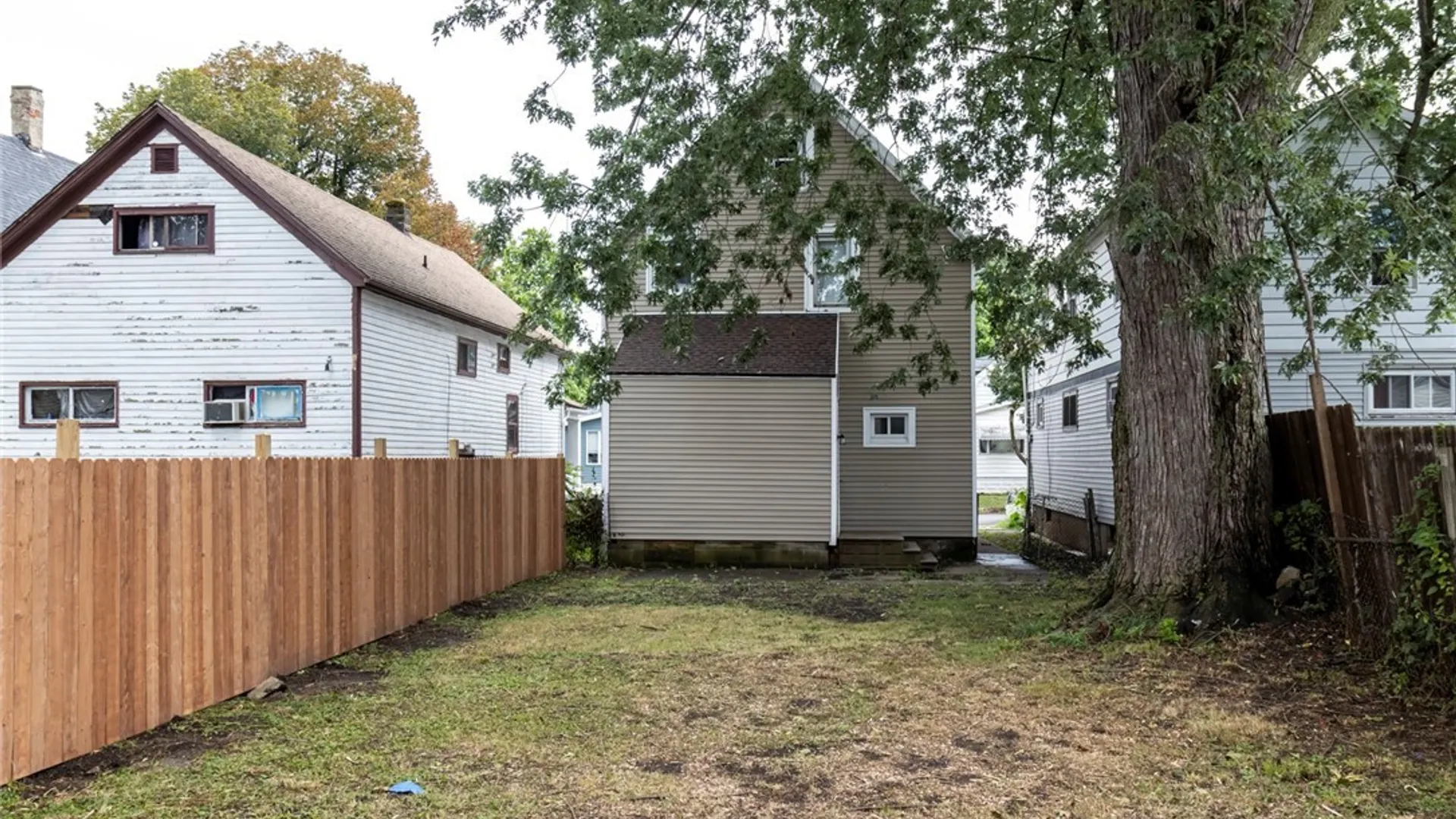 Property at 32 Zelmer Street, Buffalo, NY 14211 4