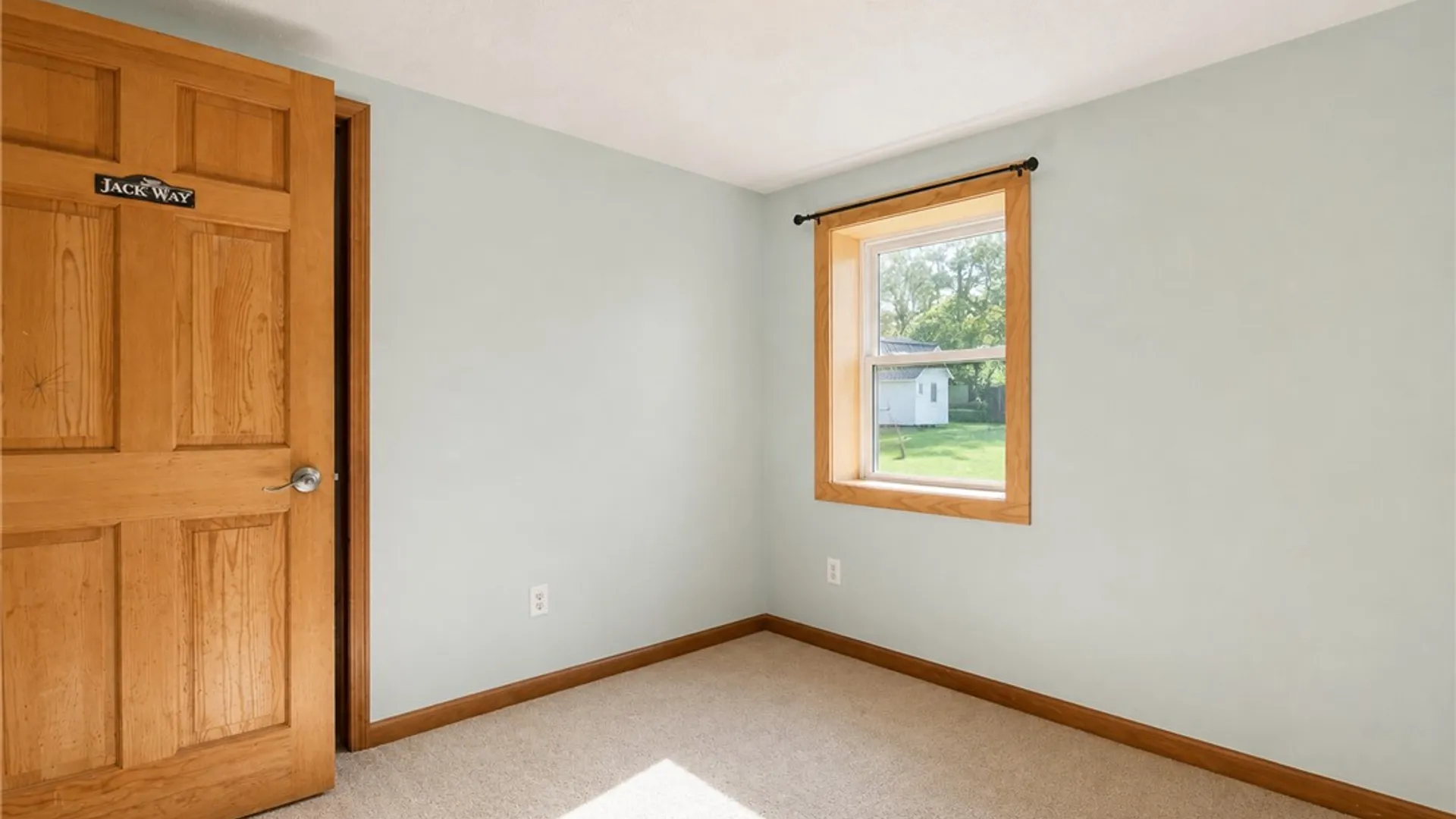 Property at 4 Ashley St, Lyons, NY 14489 37
