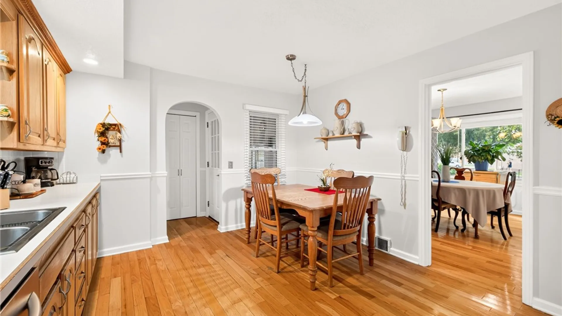 Property at 420 Cooper Road, Irondequoit, NY 14617 15