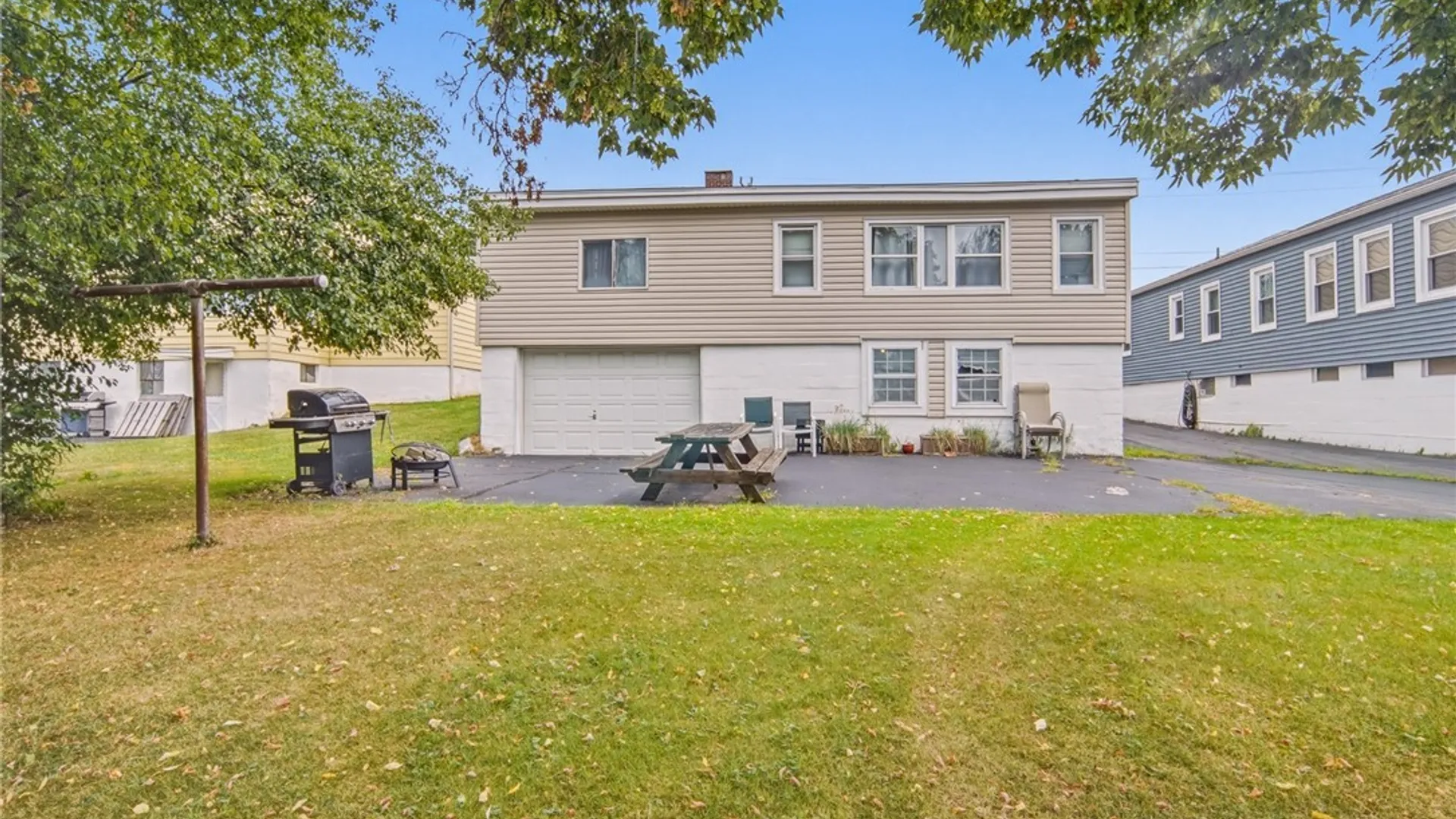 Property at 137 Old Liverpool Road, Salina, NY 13088 3