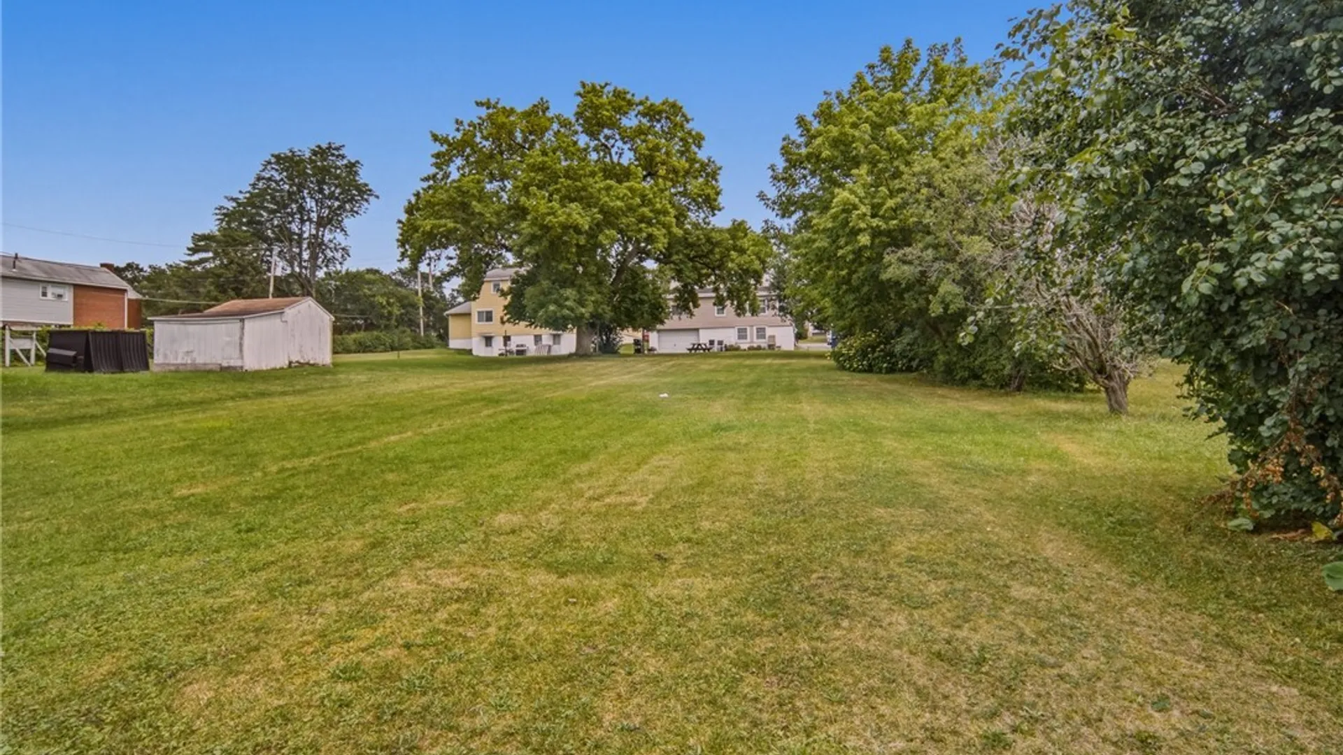 Property at 137 Old Liverpool Road, Salina, NY 13088 4