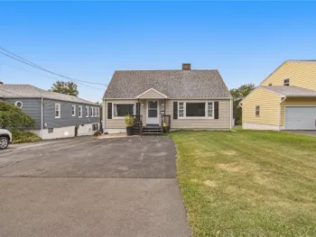 Property at 137 Old Liverpool Road, Salina, NY 13088