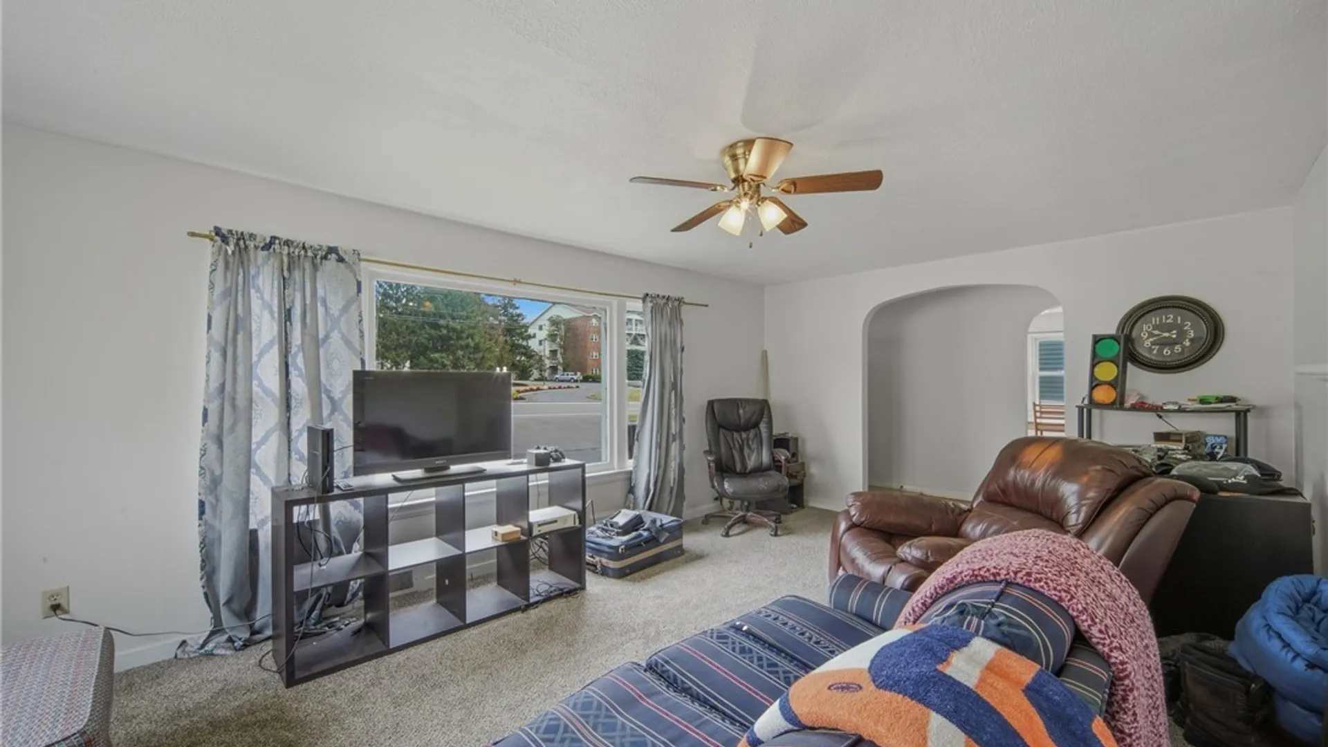 Property at 137 Old Liverpool Road, Salina, NY 13088 8