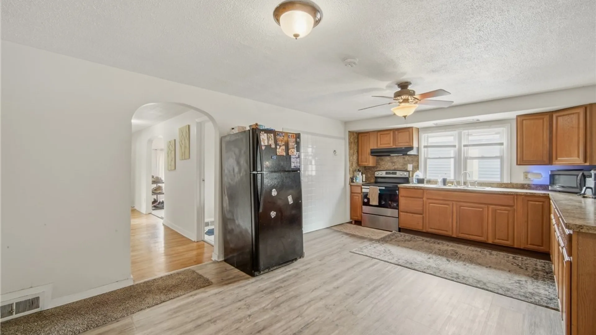 Property at 137 Old Liverpool Road, Salina, NY 13088 14