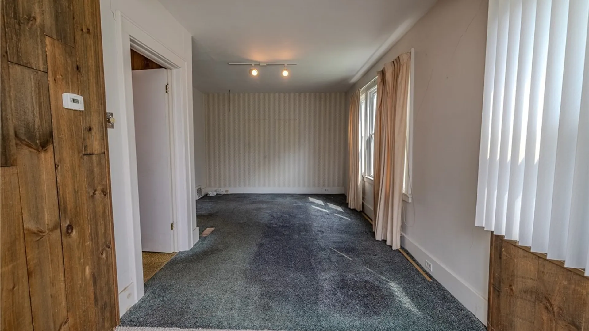Property at 412 Graves Street, Syracuse, NY 13203 5