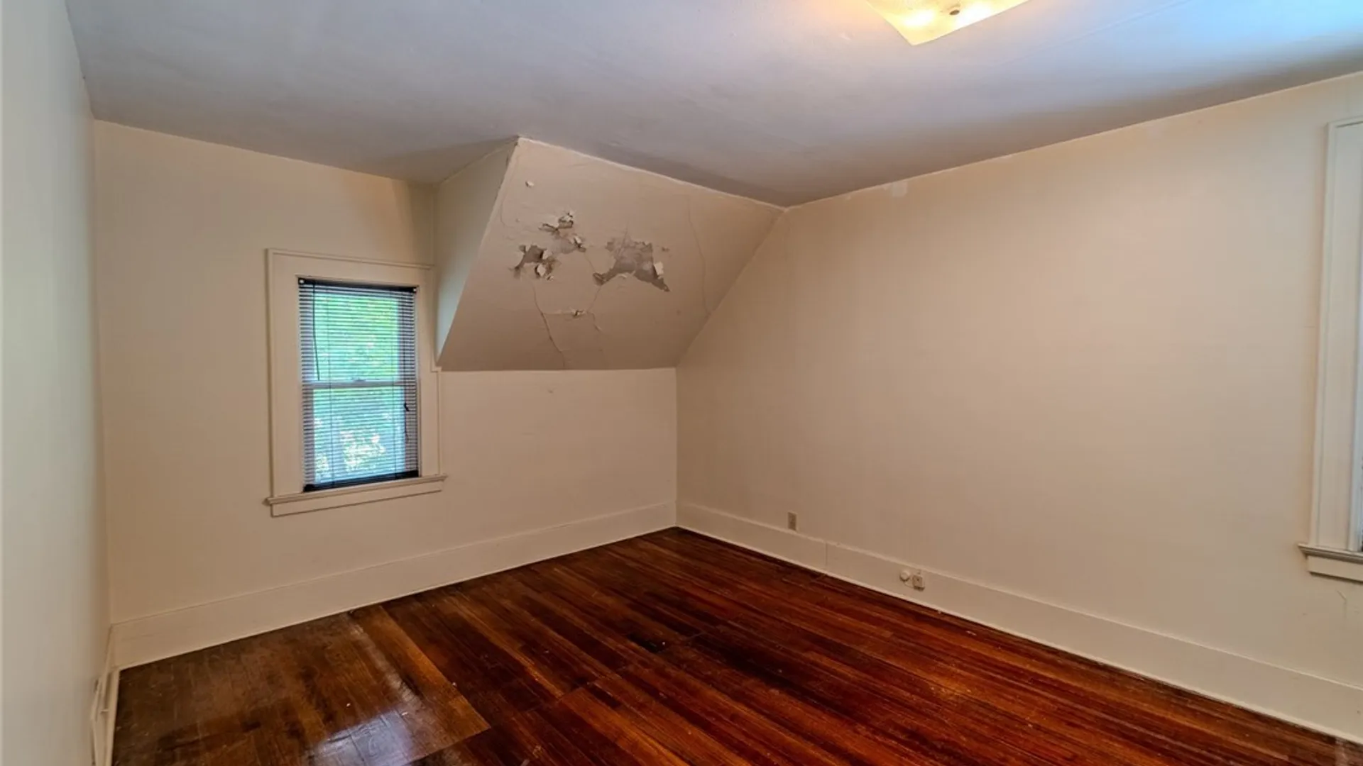 Property at 412 Graves Street, Syracuse, NY 13203 16