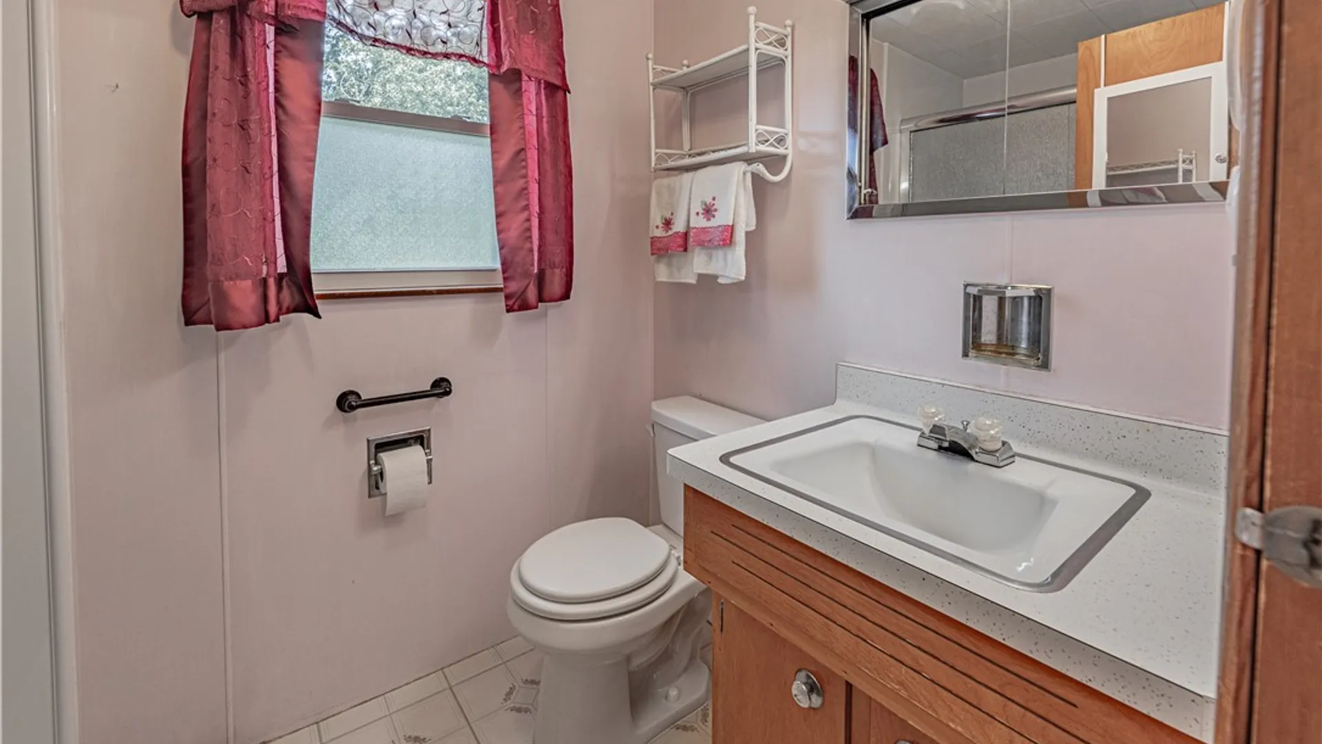 Property at 12 Alabama Place, Lockport City, NY 14094 30