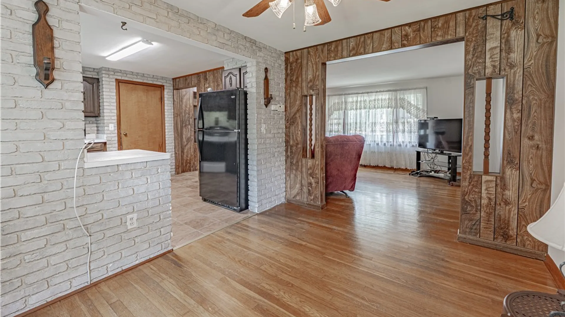 Property at 12 Alabama Place, Lockport City, NY 14094 19