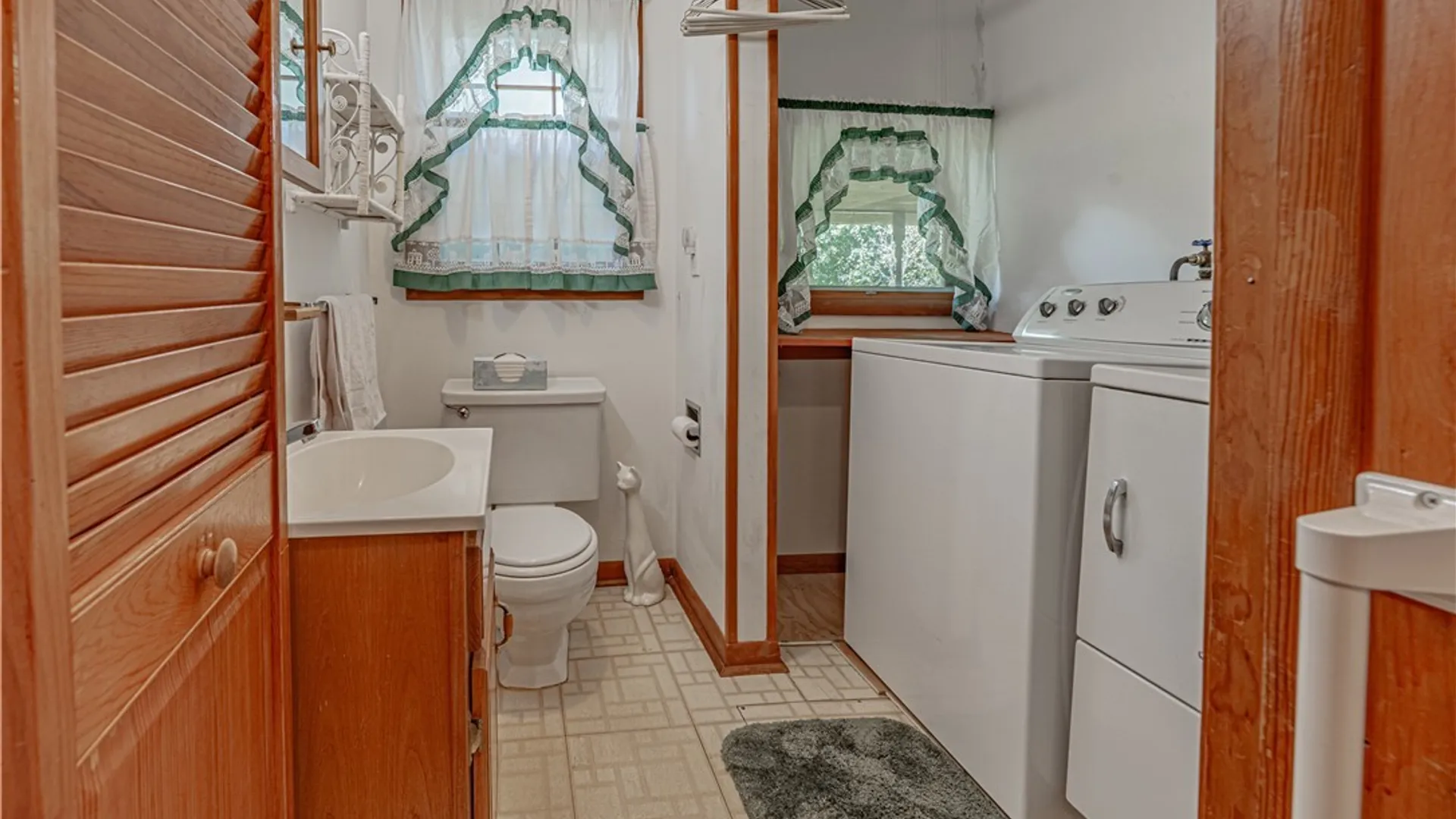 Property at 12 Alabama Place, Lockport City, NY 14094 25