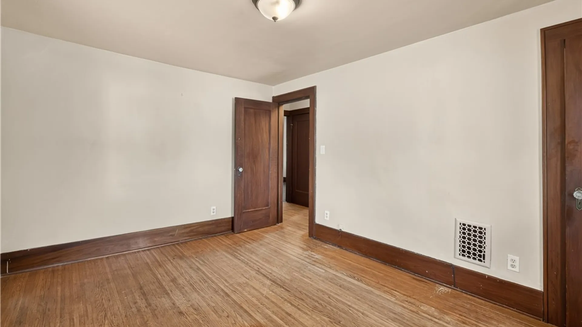 Property at 454 Genesee Park Boulevard, Rochester, NY 14619 19