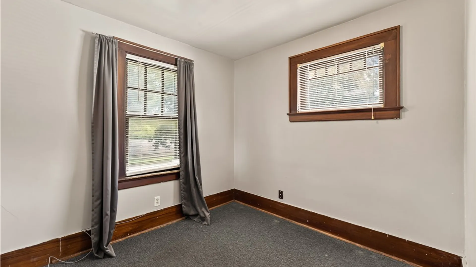 Property at 454 Genesee Park Boulevard, Rochester, NY 14619 22