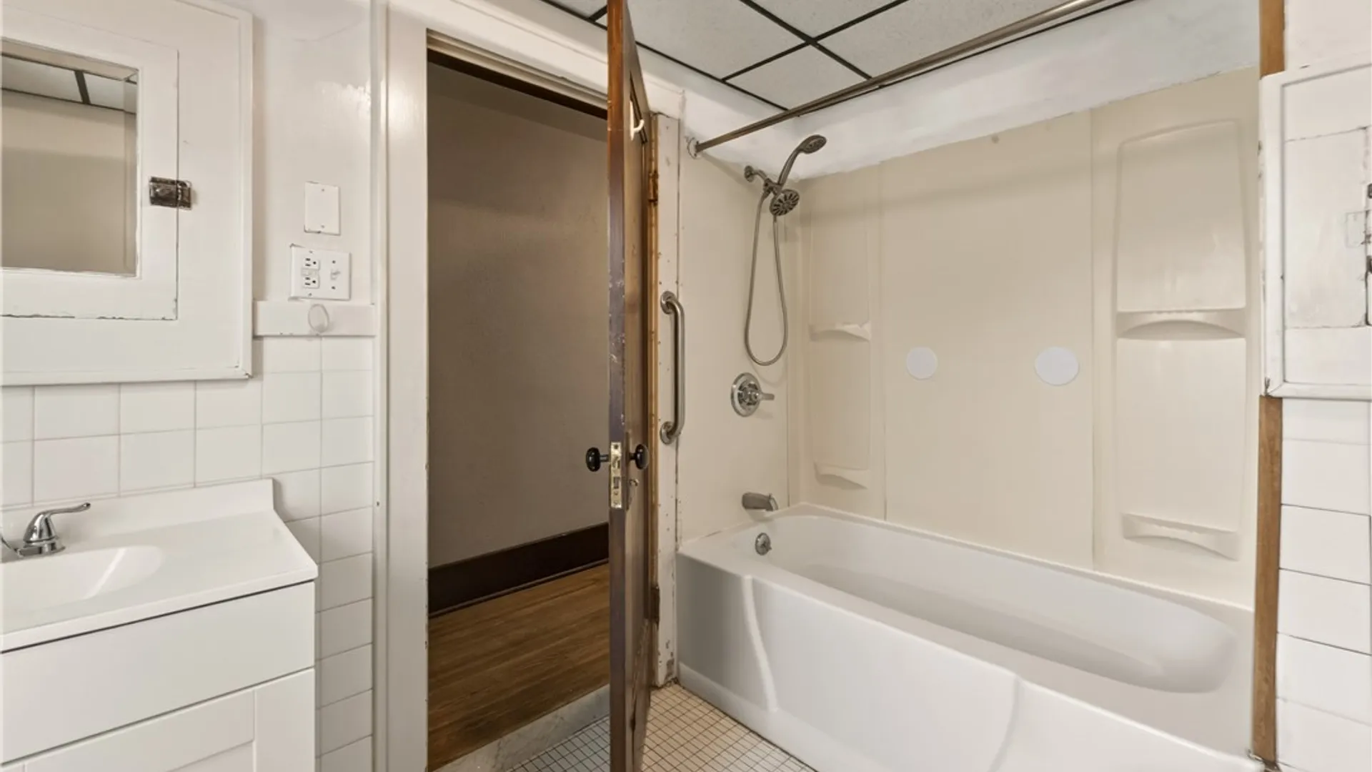 Property at 454 Genesee Park Boulevard, Rochester, NY 14619 26