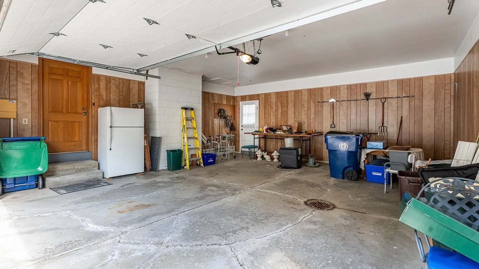 Property at 16 Chapel Woods Court, Amherst, NY 14221 37