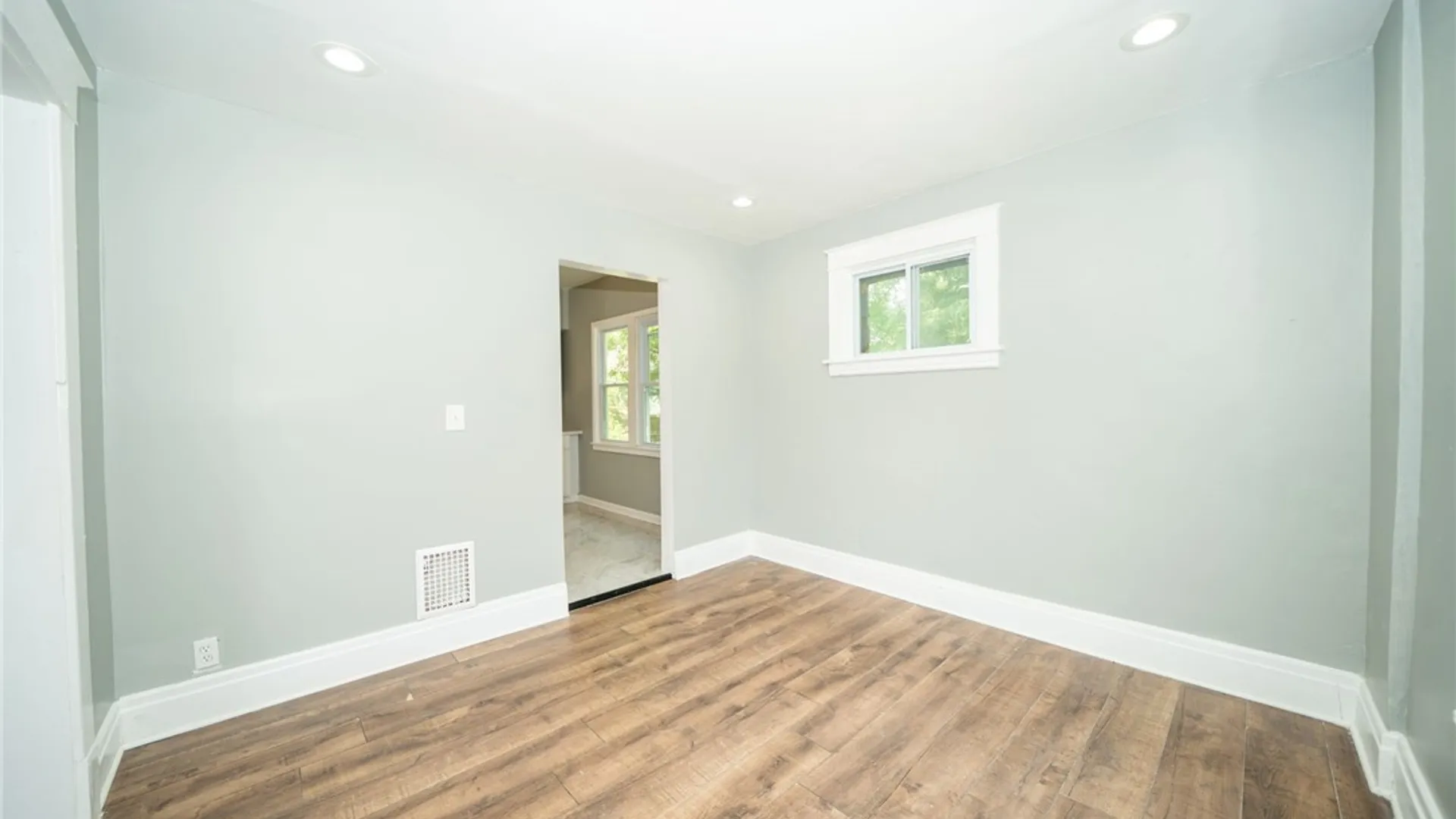 Property at 1848 Michigan Avenue, Niagara Falls, NY 14305 16