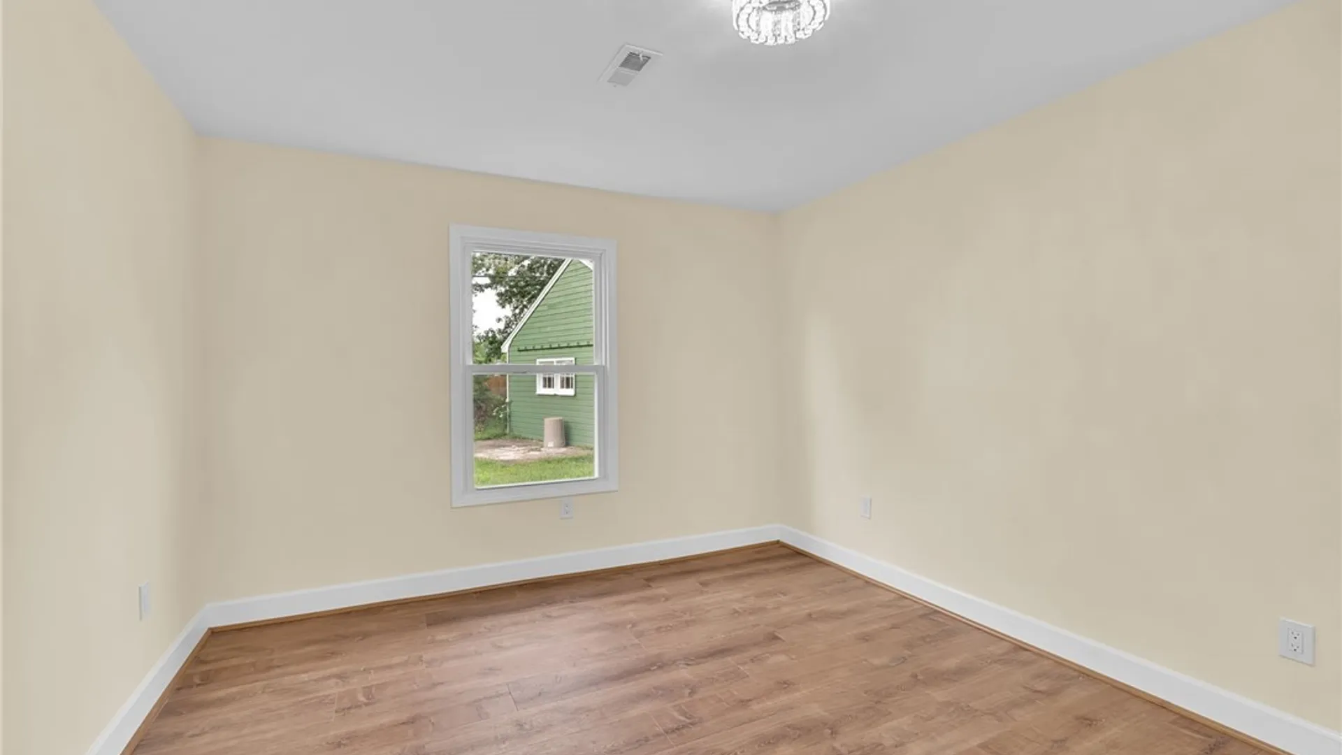 Property at 1 Brookhaven Drive, Cheektowaga, NY 14225 19