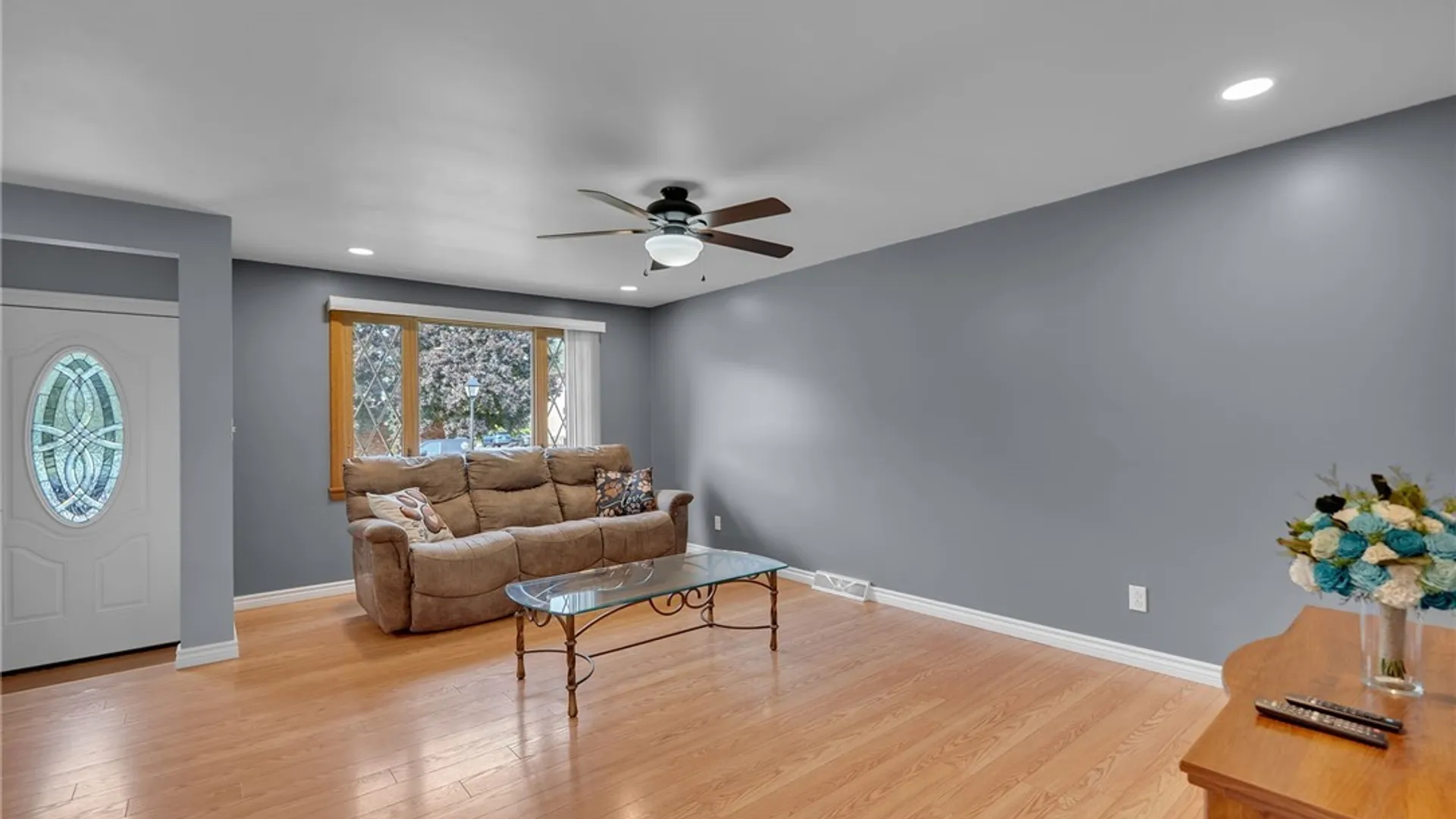 Property at 19 N Transit Hill Drive, Cheektowaga, NY 14043 13
