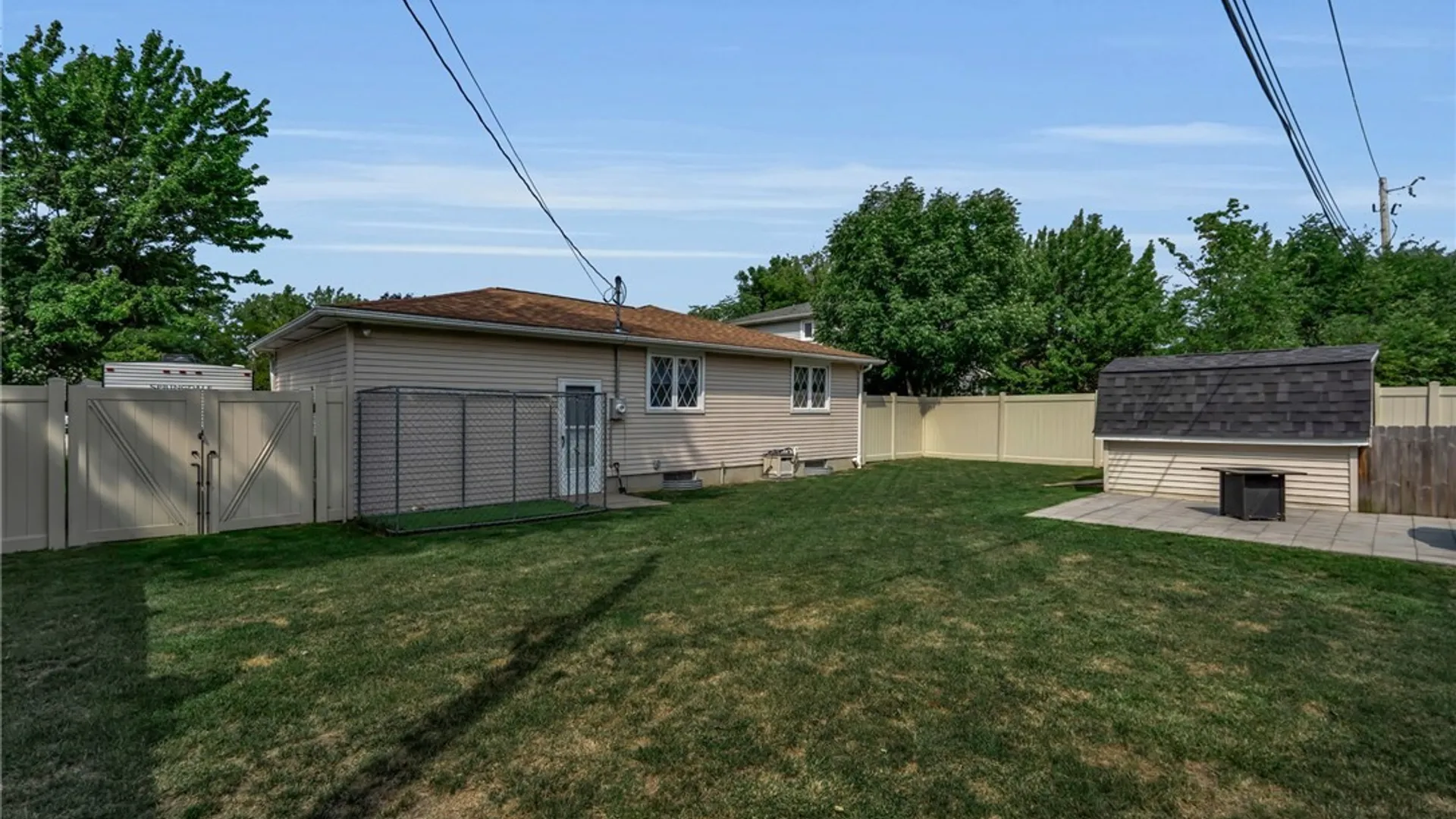 Property at 19 N Transit Hill Drive, Cheektowaga, NY 14043 31