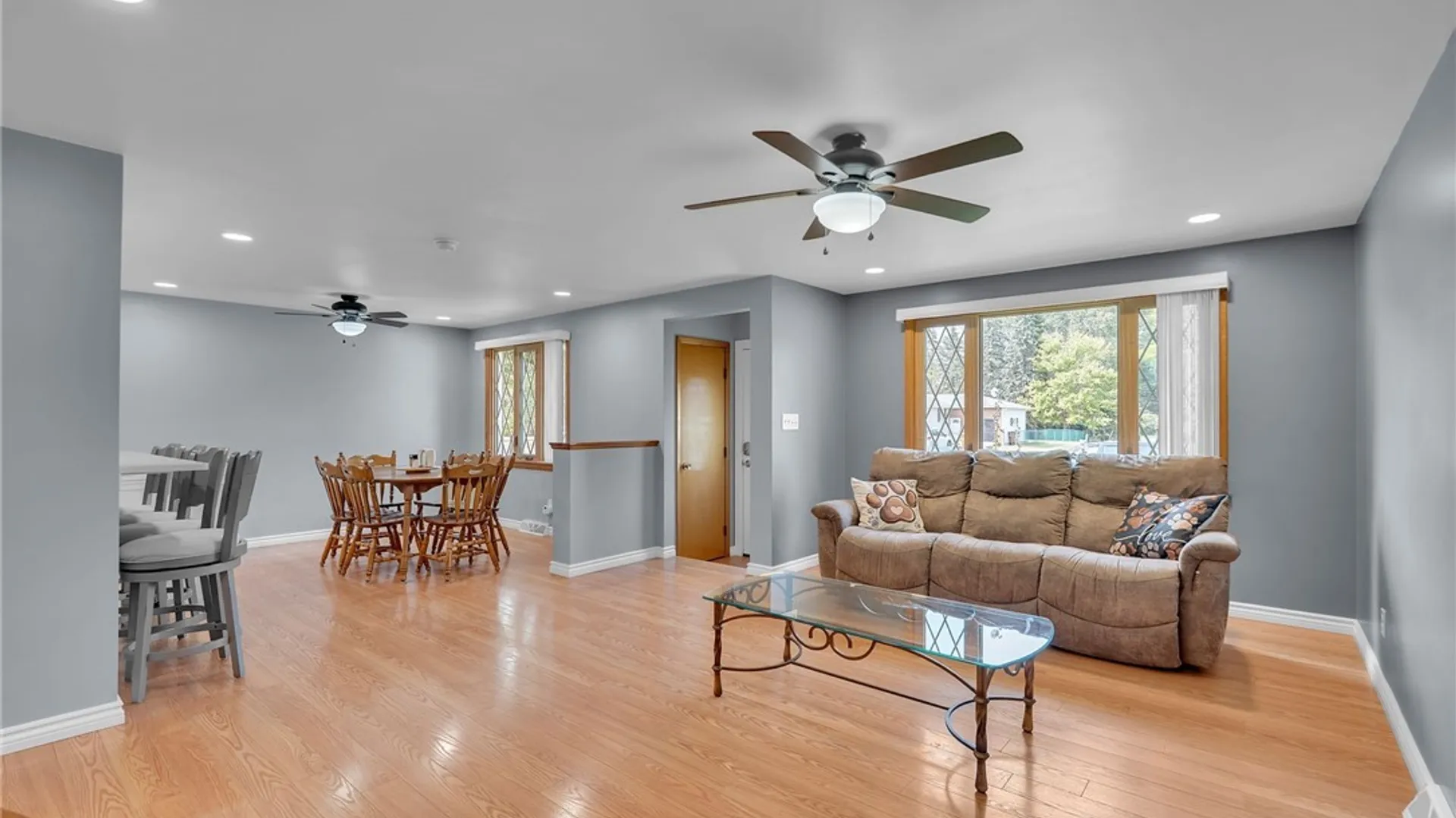 Property at 19 N Transit Hill Drive, Cheektowaga, NY 14043 12
