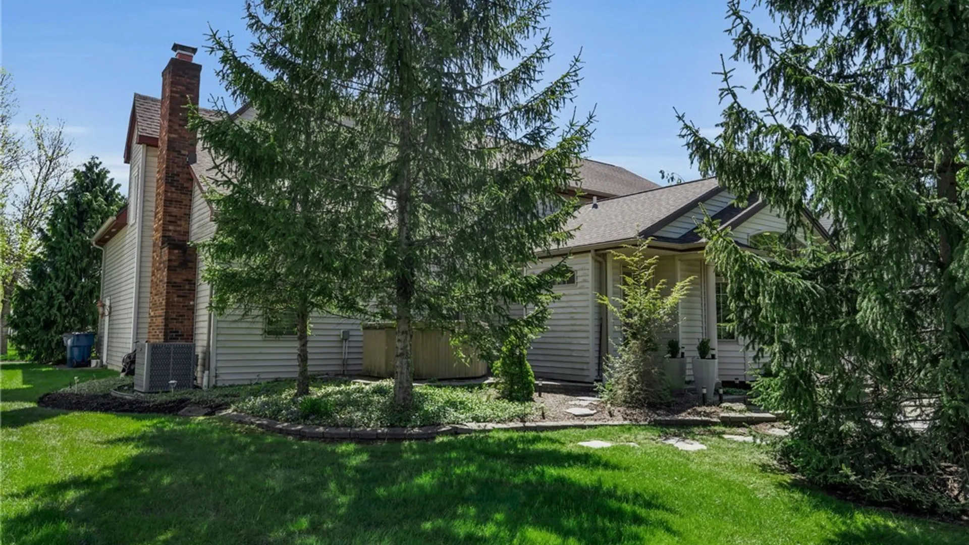 Property at 18 Blue Heron Court, Amherst, NY 14051 41